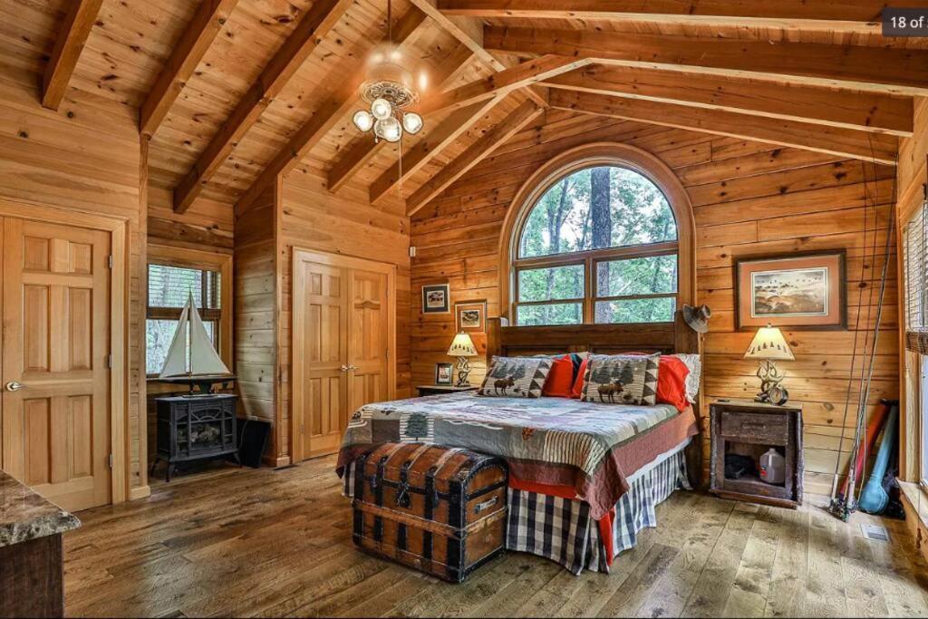 Blue Ridge Bliss- Spacious Cabin, Pets, Hot Tub! Luaran gambar